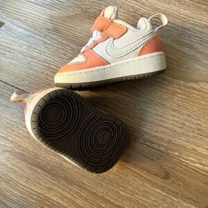 Nike Kids' Sneakers in Orange and Cream